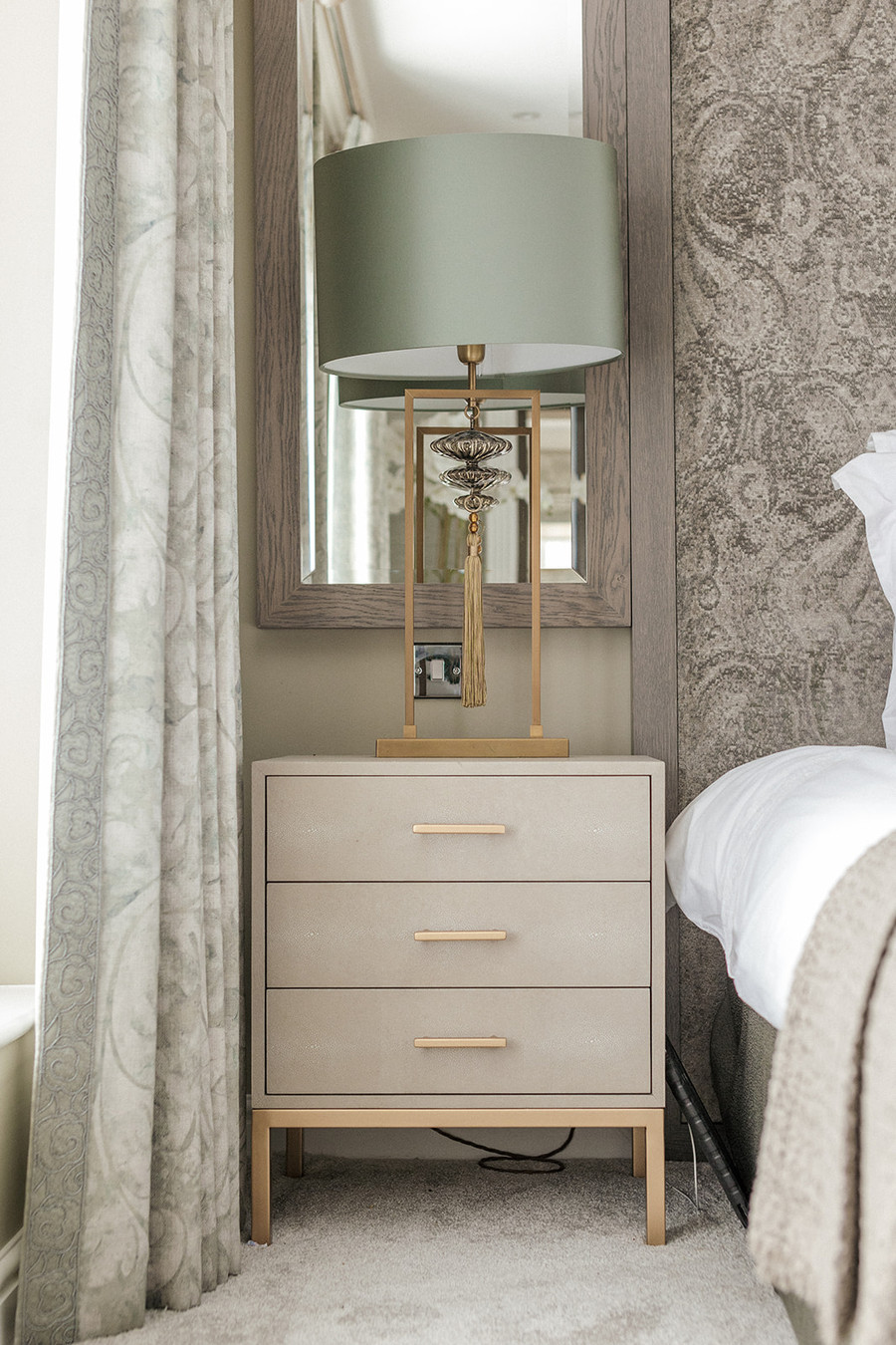 Essex Main Bedroom Suite interior 9